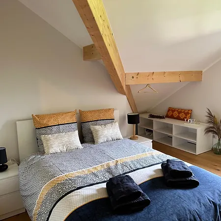Appartement, 20m Du Conjux, Vue